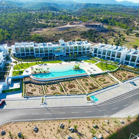 Cove Garden C2 Denize Sifir 2 Yatak Odali Apartman * Kerínia