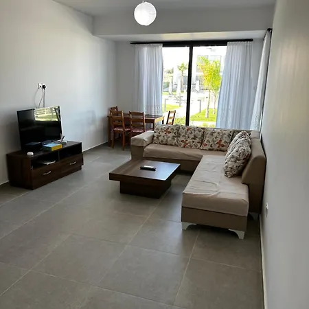 Cove Garden C2 Denize Sifir 2 Yatak Odali Apartman * Кирения