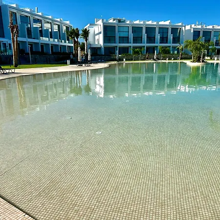 Cove Garden C2 Denize Sifir 2 Yatak Odali Apartman Kyrenia (Northern Cyprus)